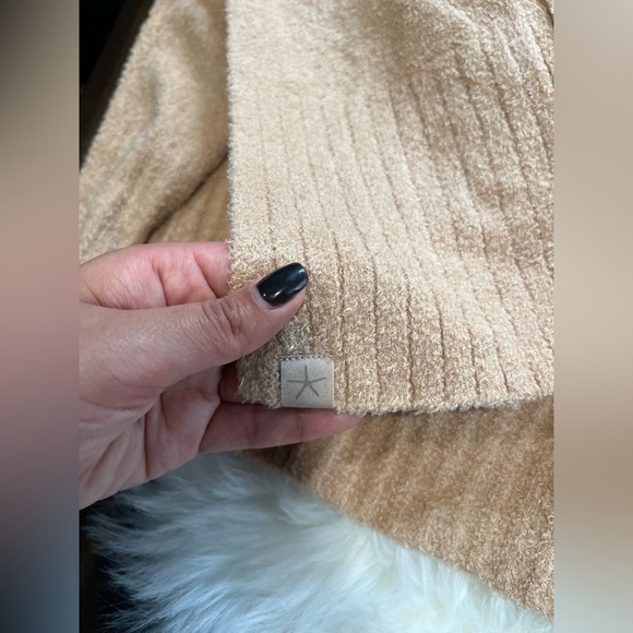 Barefoot Dreams CozyChic Lite Half Zip Pullover Tunic biscotti color - Picture 8 of 9